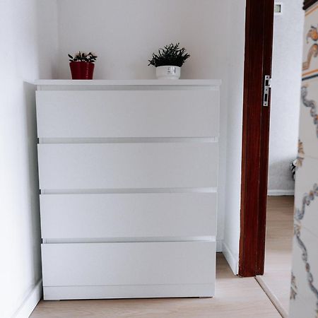 Family-Friendly And Cozy 3-Bedroom Accommodation In Lisboa Exterior foto