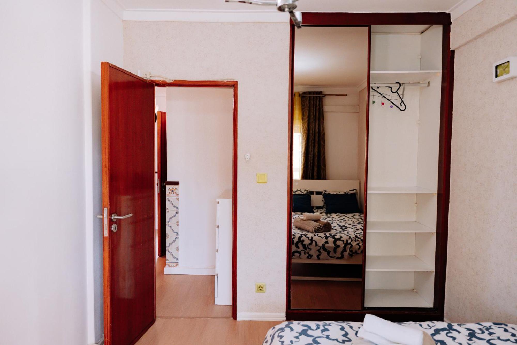 Family-Friendly And Cozy 3-Bedroom Accommodation In Lisboa Exterior foto
